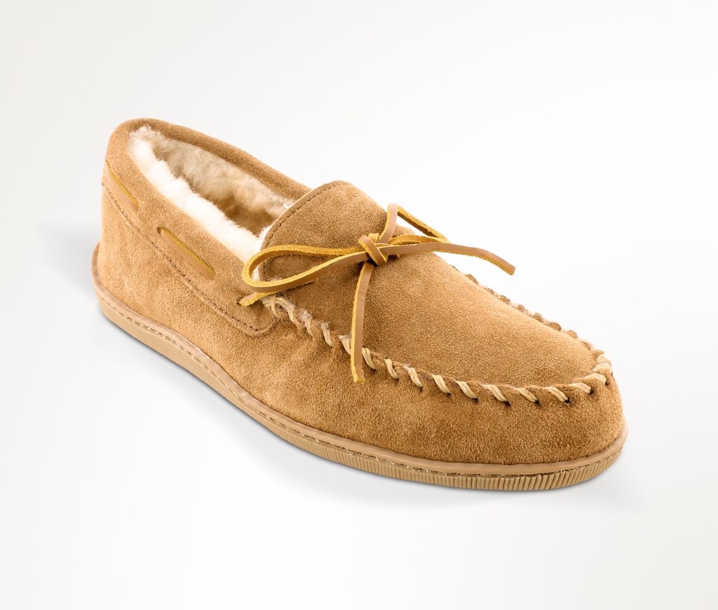 mens moccasin slippers wide width